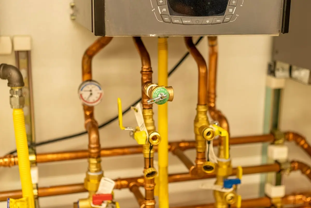 Licensed technician providing Pipe Repair for a homeowner in Artondale